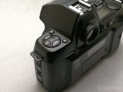 尼康F801S 专业胶片单反 成色好 带MF 21 多功能控制背 300元 二手区 摄影器材交易大厅 中华相机论坛 咔够网